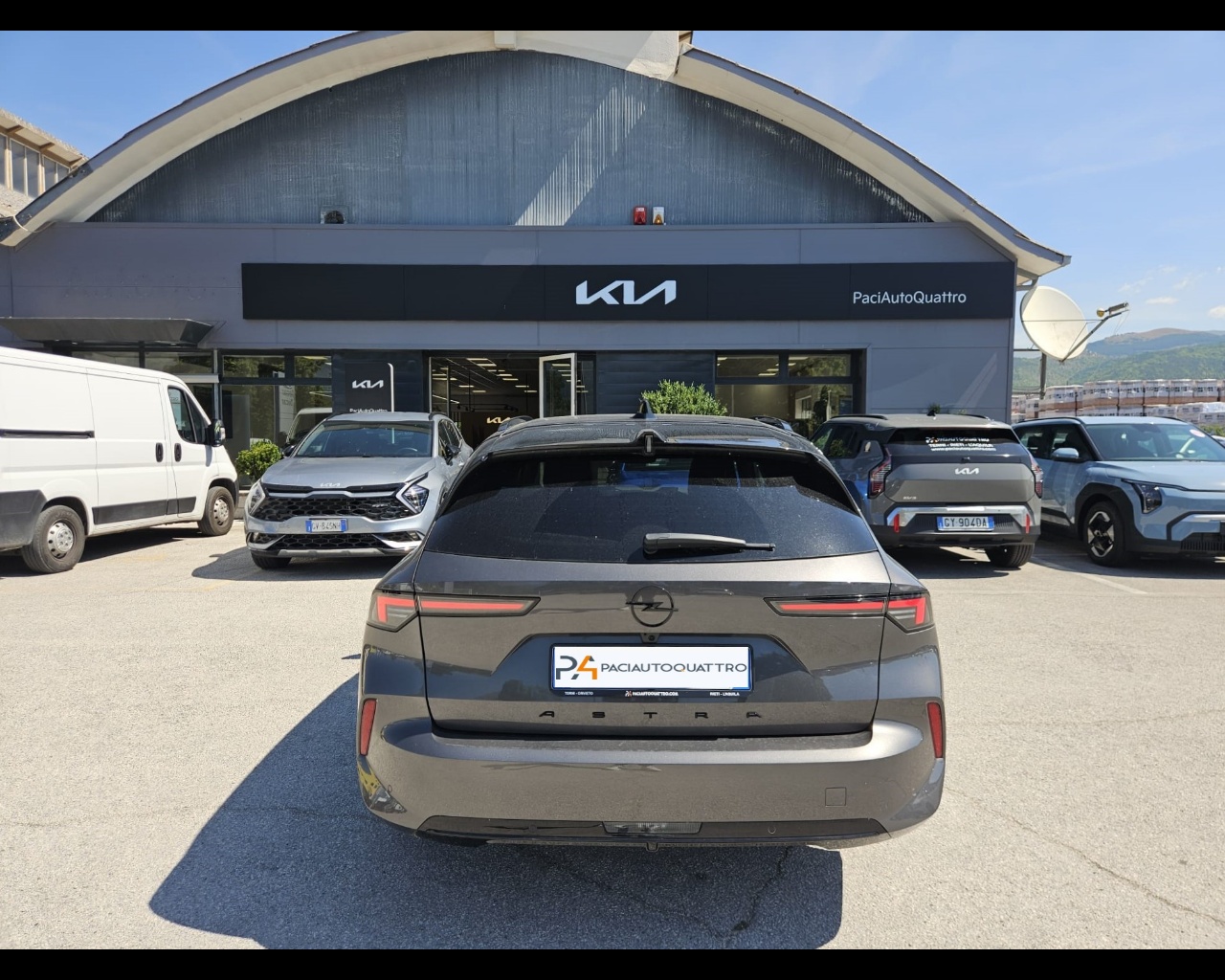 Foto OPEL Astra Sports Tourer 1.2 t GS s&s 130cv