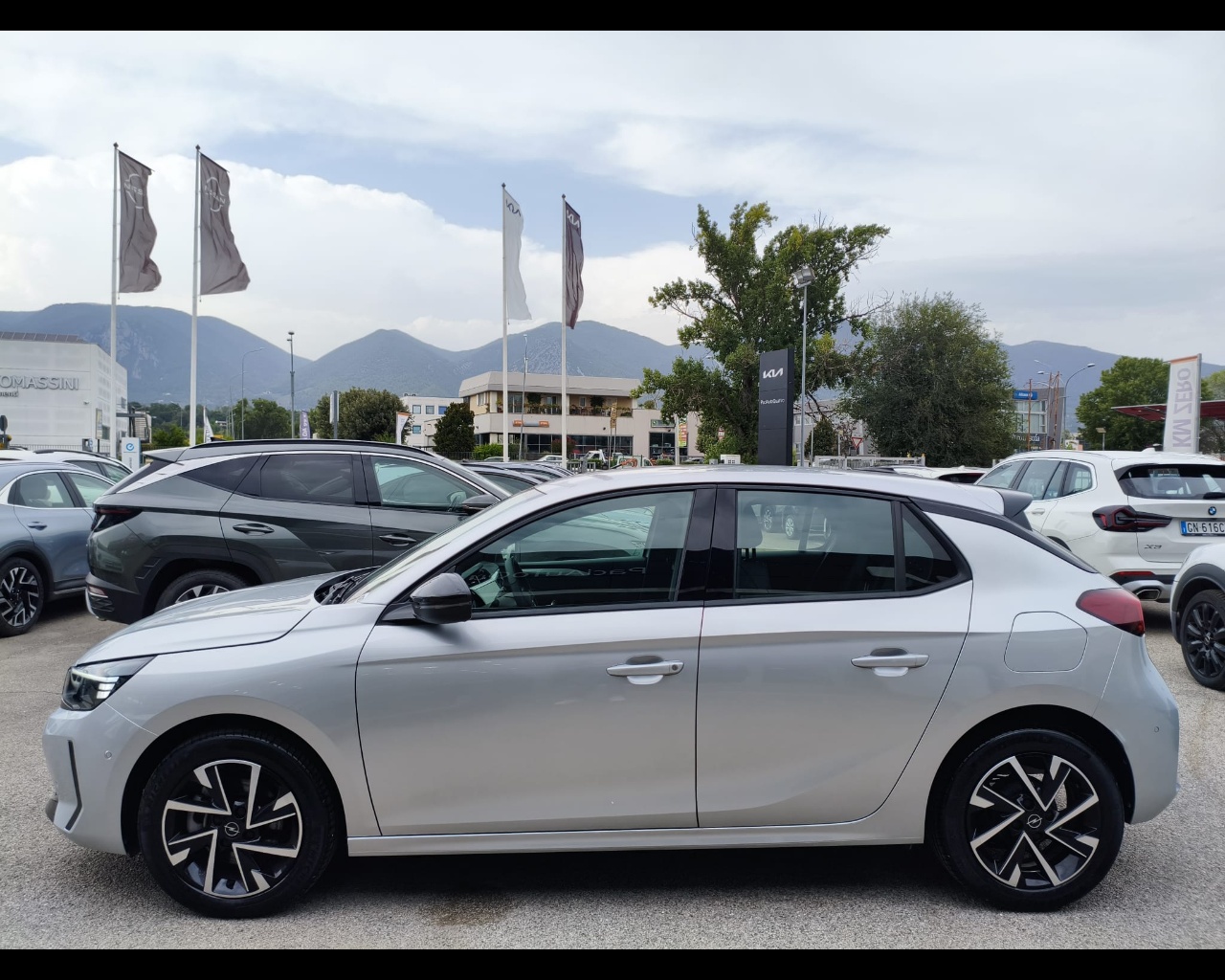Foto OPEL Corsa 1.2 GS s&s 100cv