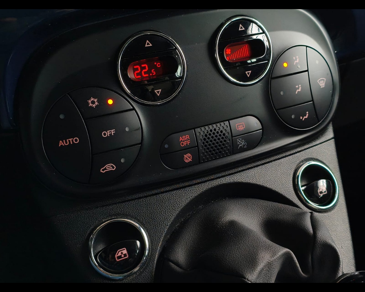 Foto FIAT 500 1.0 hybrid Dolcevita 70cv