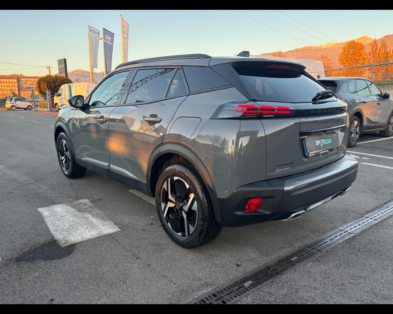 Foto PEUGEOT 2008 1.2 puretech Allure s&s 130cv eat8