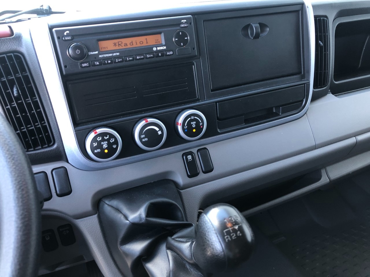 Mitsubishi Canter IV 3.5 TF E6 2016 canter 3.5 TF C 15/28 new cab Comf. Euro VI - 11