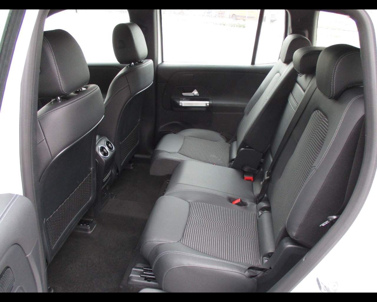 Mercedes EQB EQB 300 4Matic SPORT PLUS - 9