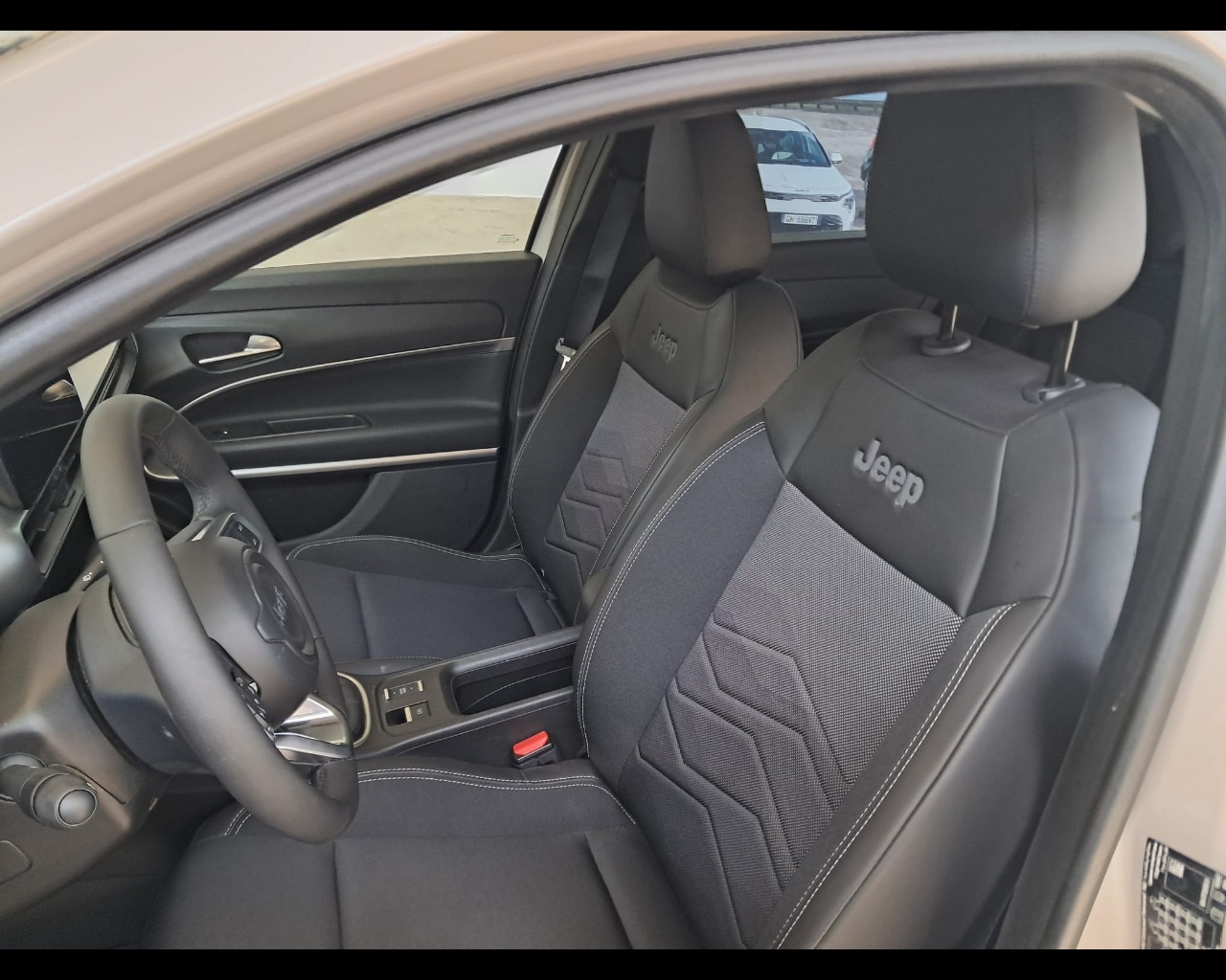 Foto JEEP Avenger 1.2 turbo Summit fwd 100cv