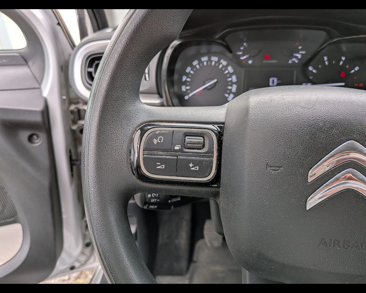 Foto CITROEN C3 1.6 bluehdi Feel s&s 75cv