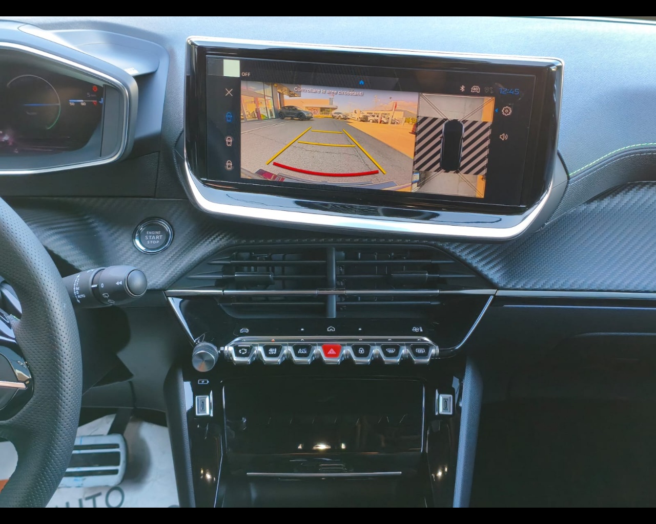 Foto PEUGEOT 2008 1.2 hybrid GT 136cv e-dcs6