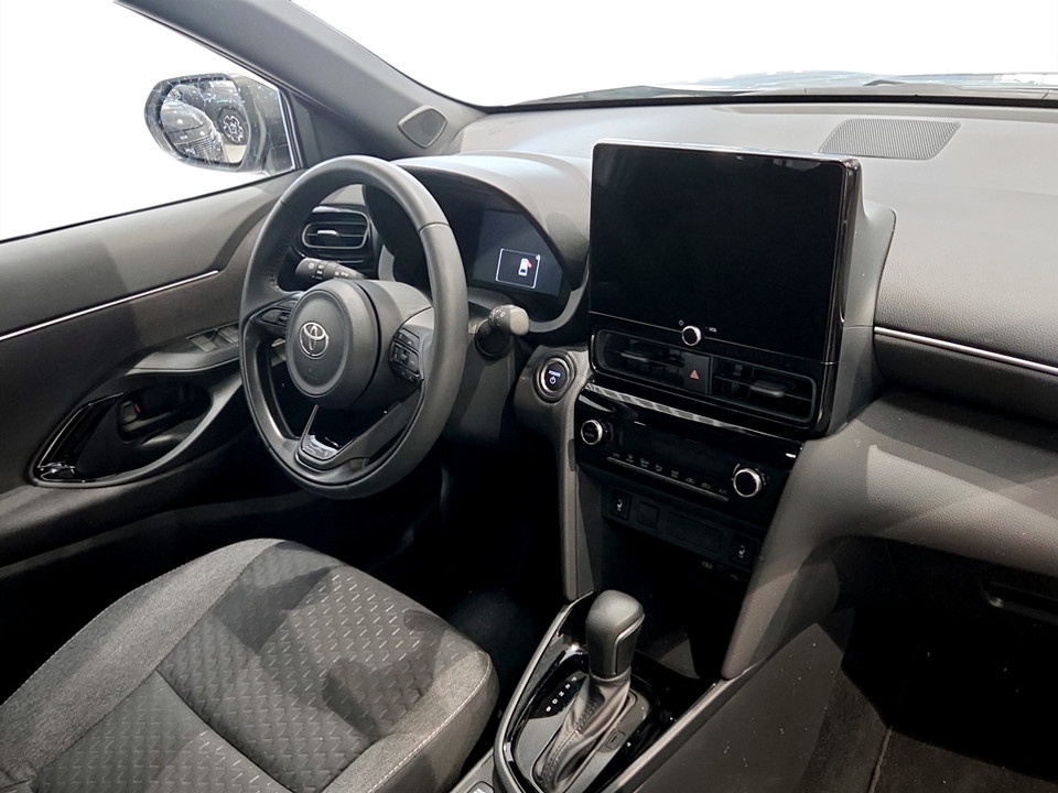 TOYOTA Yaris Cross 1.5h Trend fwd 115cv e-cvt Ibrida usato - 12