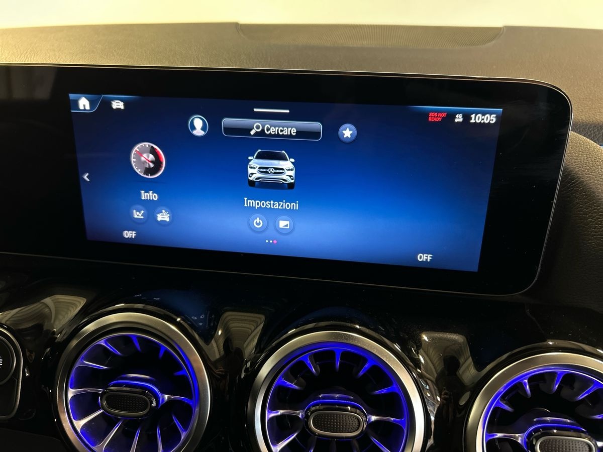 Mercedes GLA GLA 180 D Progressive Advanced Plus 8G-DCT - 12