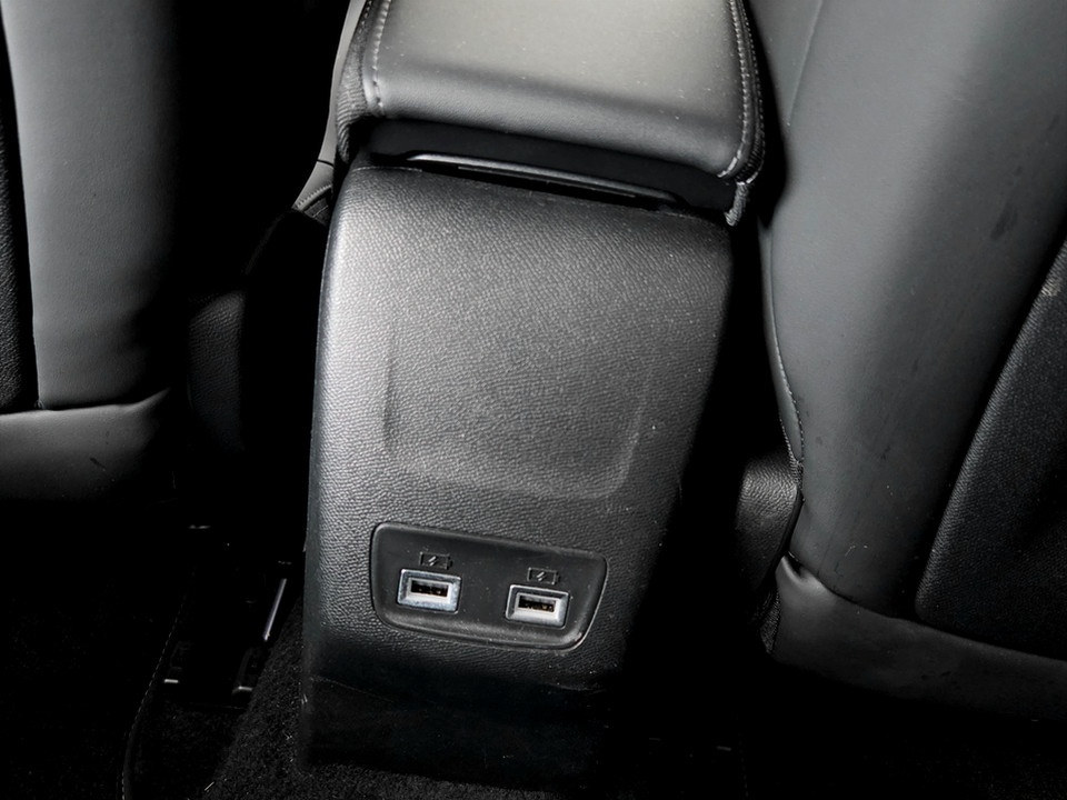 PEUGEOT 2008 1.5 bluehdi GT Pack s&s 130cv eat8 Diesel usato - 17