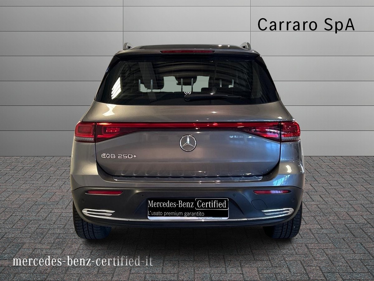 Mercedes  EQB 250+ Sport Plus - 4