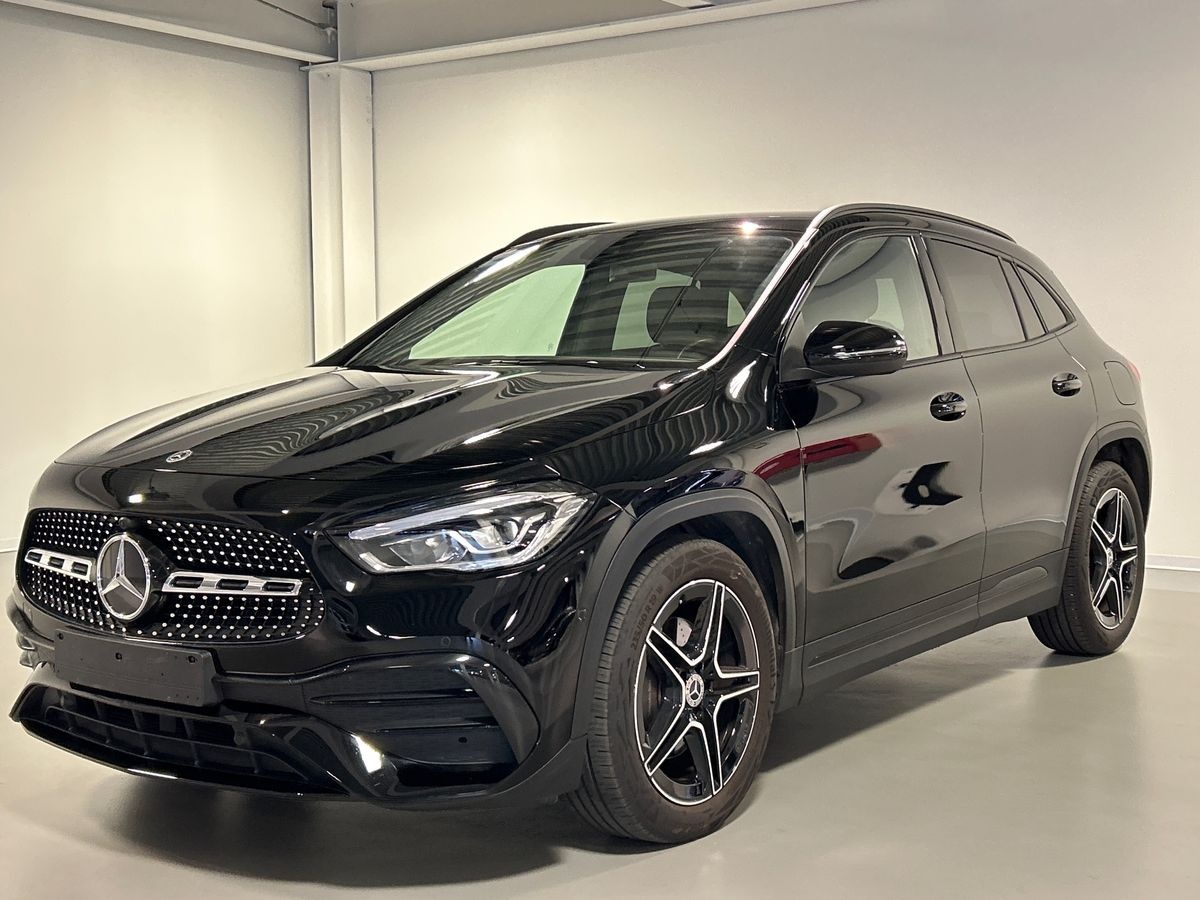 Mercedes GLA GLA 180 D Premium 8G-DCT - 1