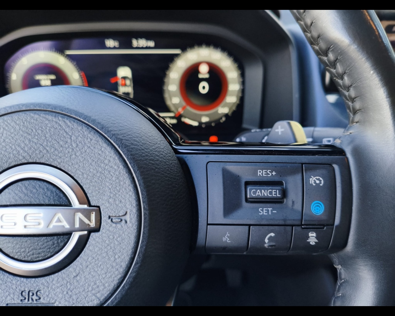 Foto NISSAN Qashqai 1.3 mhev Tekna 2wd 158cv xtronic