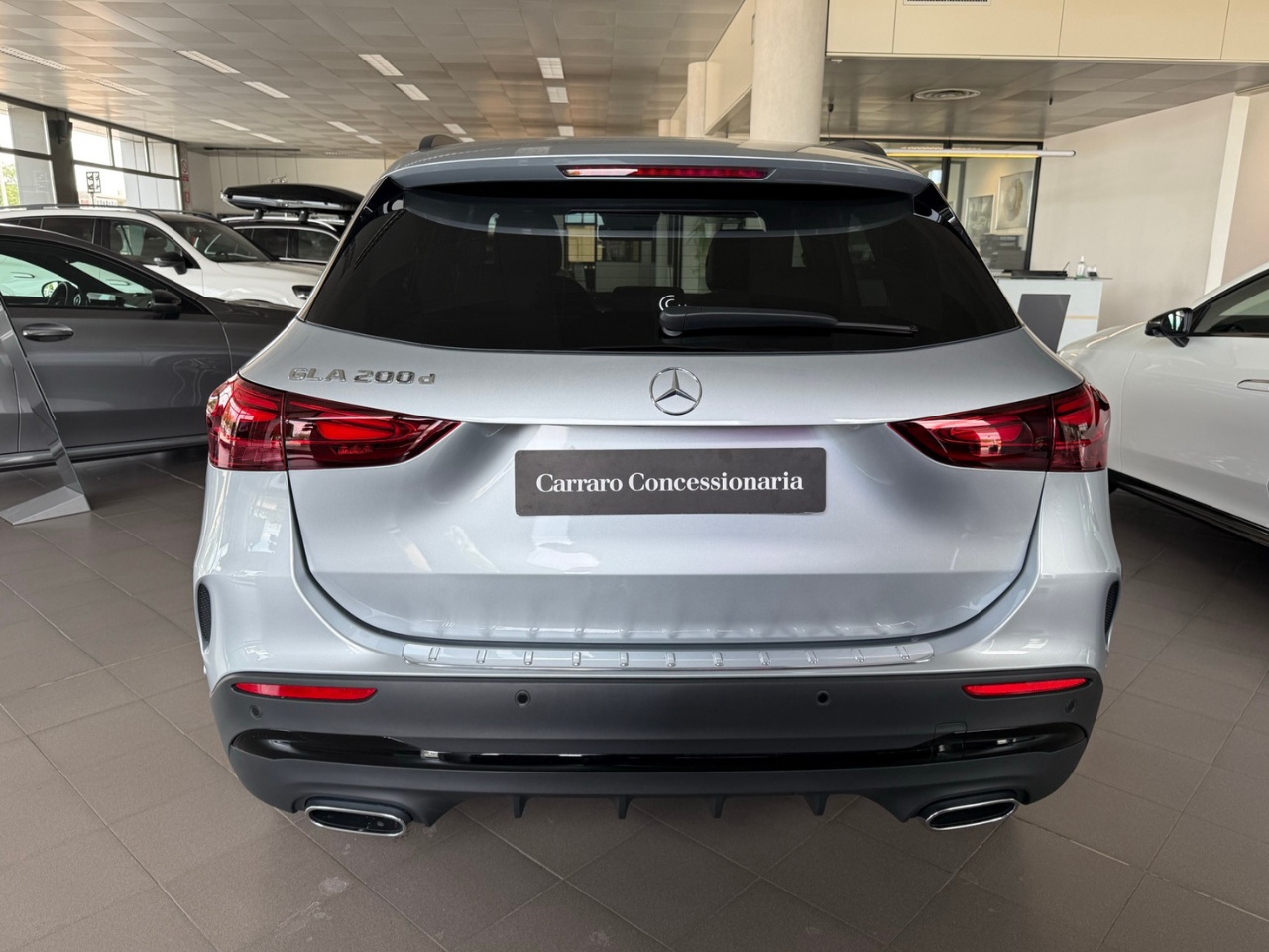 Mercedes GLA GLA 200 d Automatic AMG Line Extra - 4