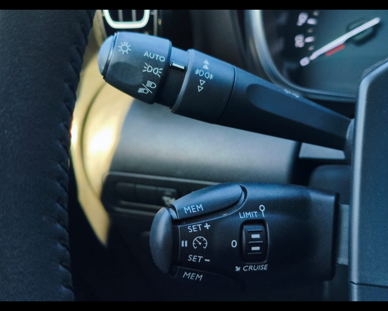 Foto CITROEN C3 Aircross 1.5 bluehdi Shine Pack s&s 110cv