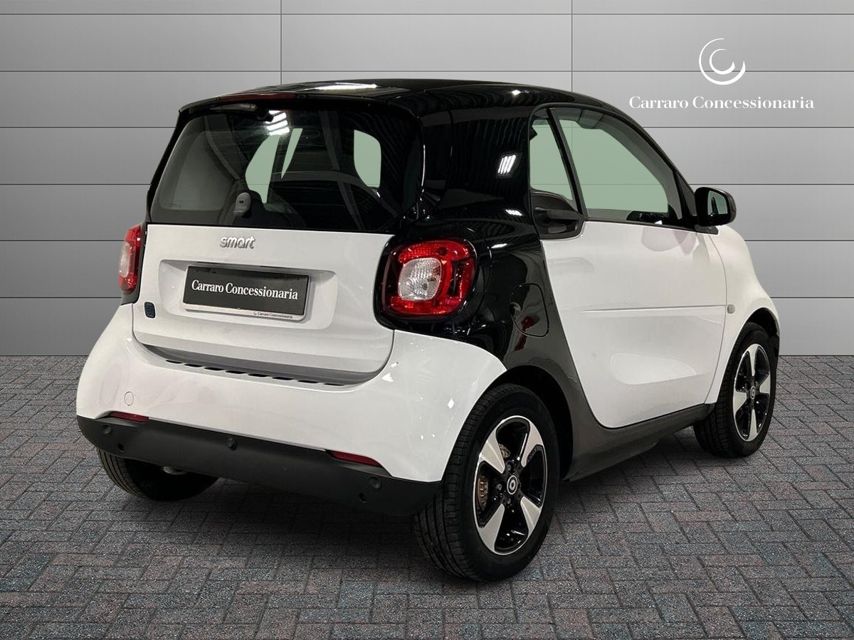 smart fortwo fortwo 22kW EQ Passion - 2