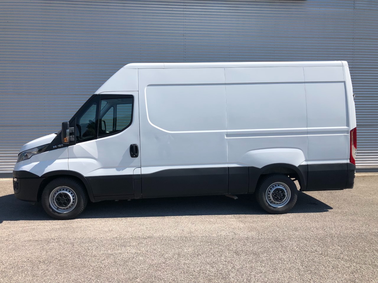 Iveco Daily V 35.16 E6 2016 daily 35 S16 V LH2 3520 E6 - 6