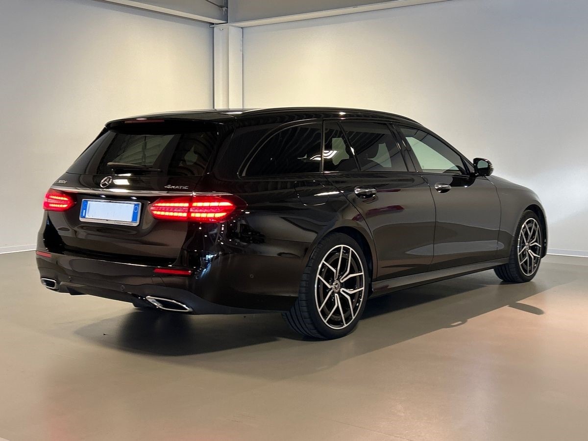 Mercedes Classe E Station Wagon Classe E Station Wagon 300 d Mild hybrid (d EQ-BOOST) Premium Plus 4Matic 9G-Tronic Plus - 2