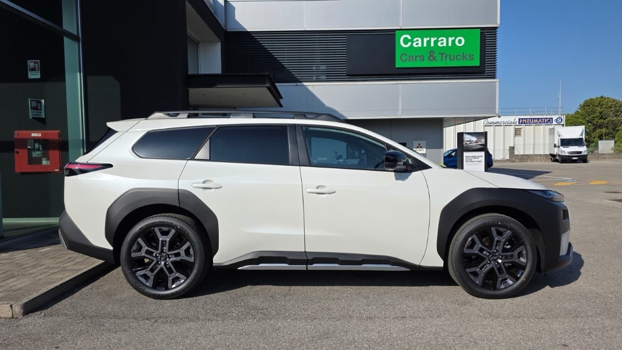 Subaru E-OUTBACK E-OUTBACK 4E-XPERIENCE + - 8