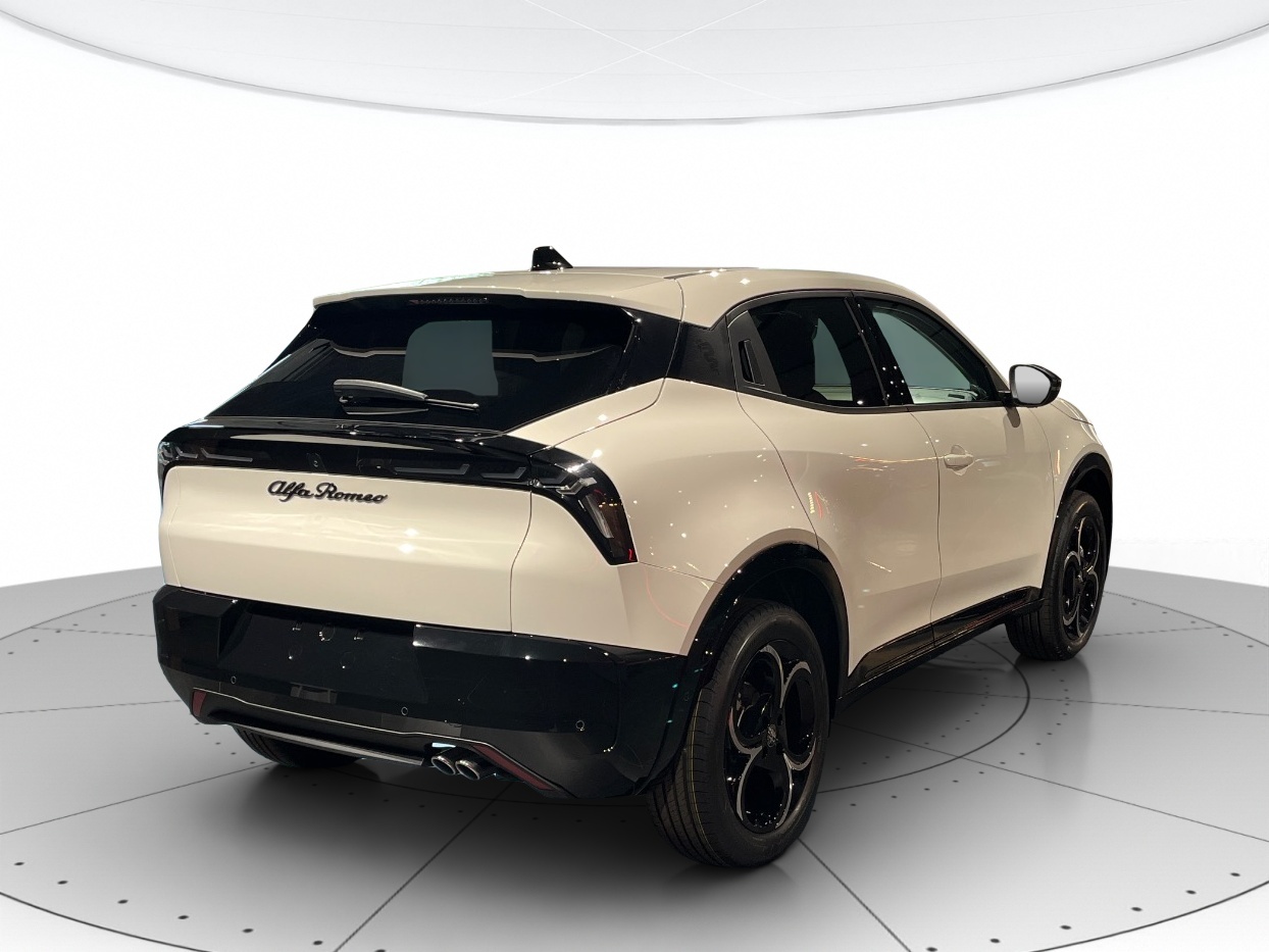 Alfa Romeo Junior Nuovo Ibrido benzina Junior Rovigo