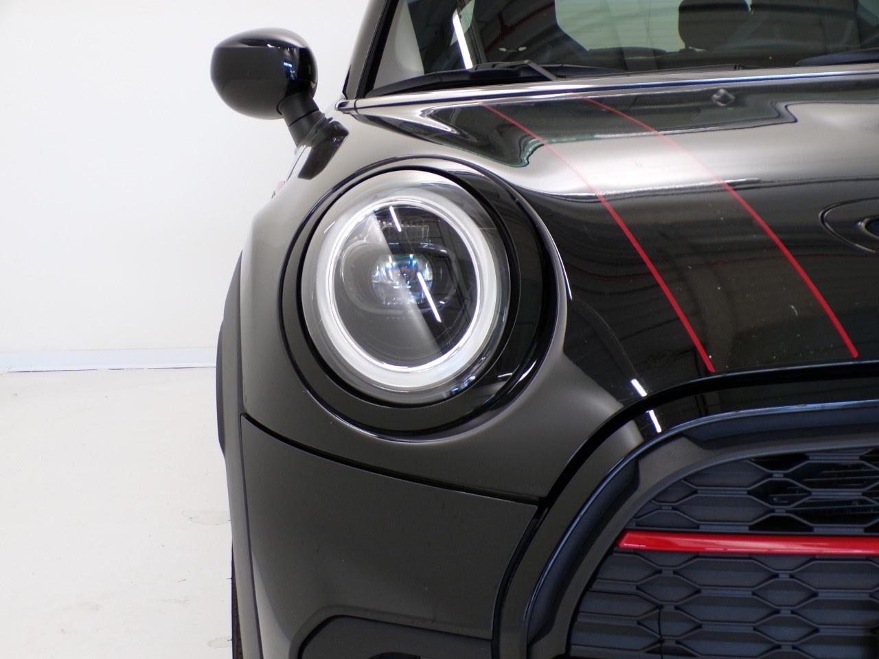 Mini Mini Mini 3p 2.0 JCW Essential auto - 5