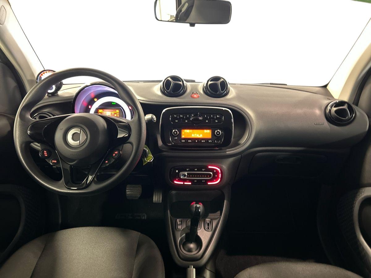 smart fortwo fortwo 4,6kW EQ Pure - 9