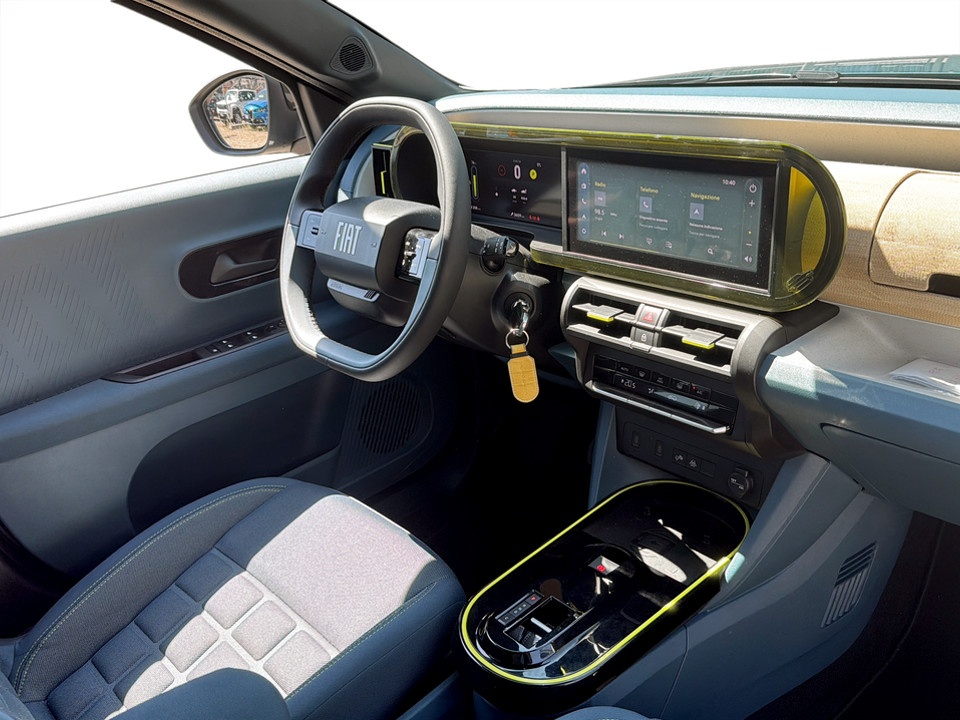 FIAT Grande Panda 44 kWh La Prima Elettrica usato - 12
