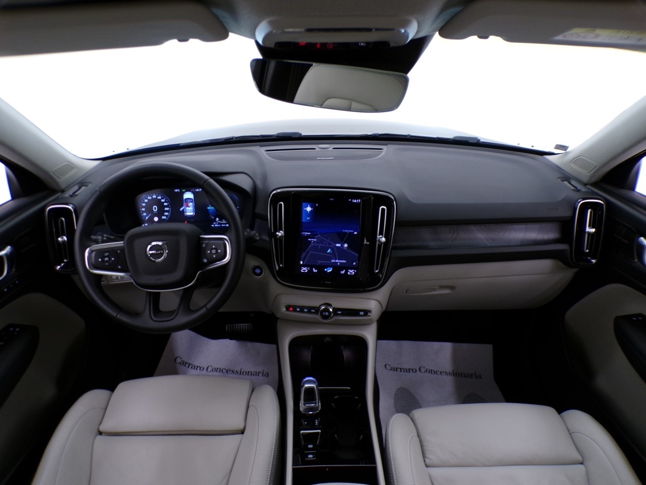 Volvo XC40 XC40 1.5 T4 Recharge Plug-in-Hybrid Plus Bright automatico - 16