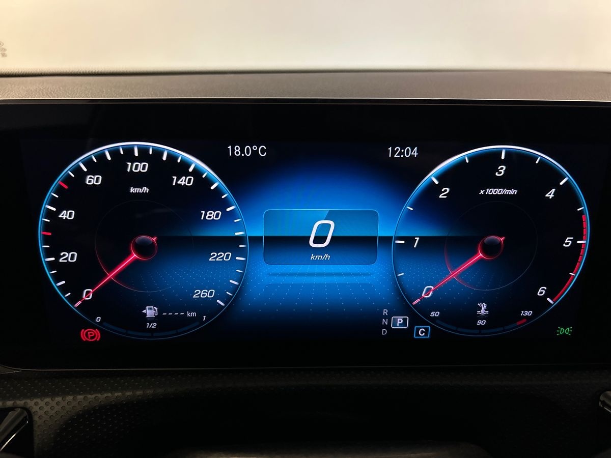 Mercedes Classe A Classe A 180 D Sport 8G-DCT - 12