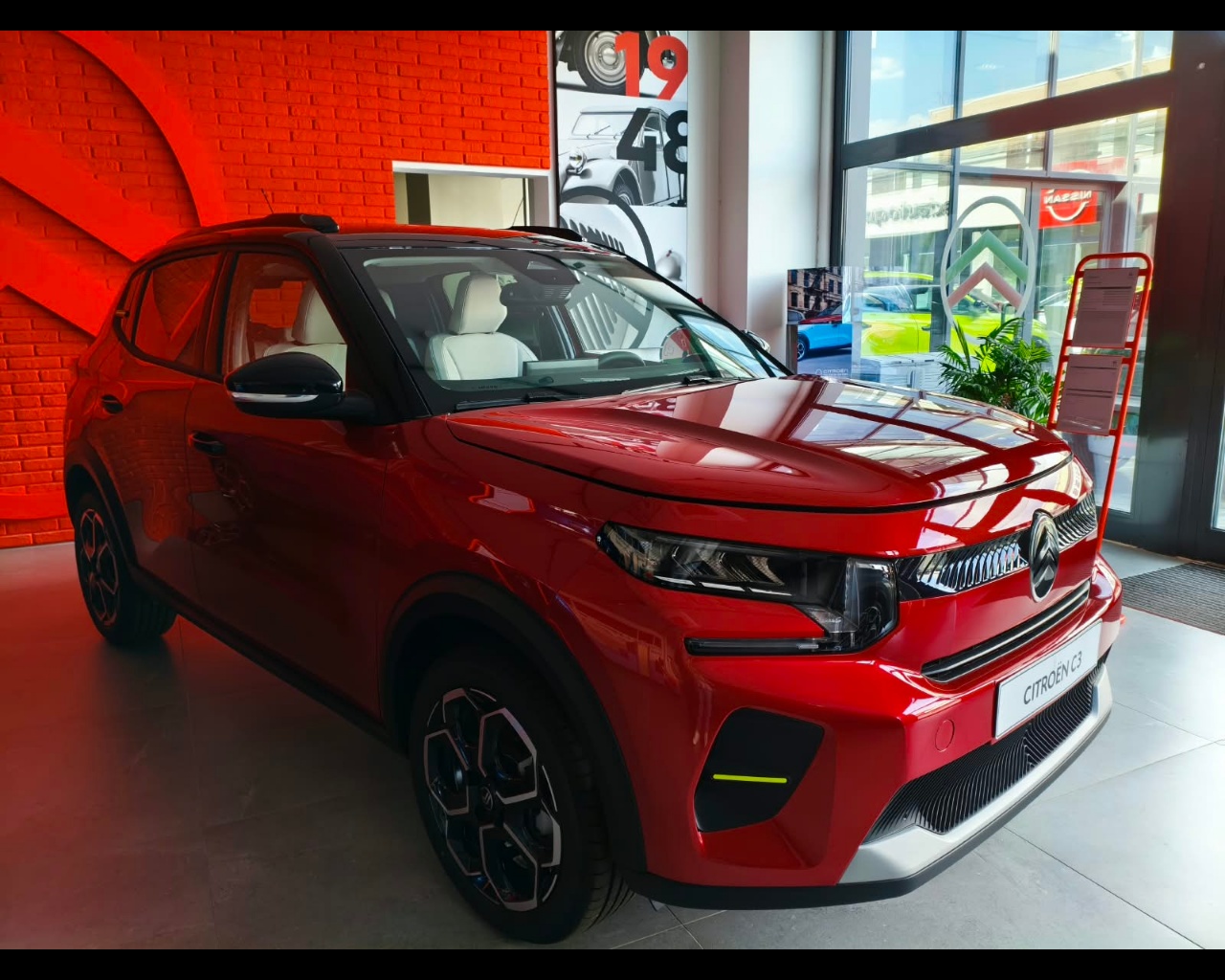Foto CITROEN Nuova C3 Turbo 100cv - MAX