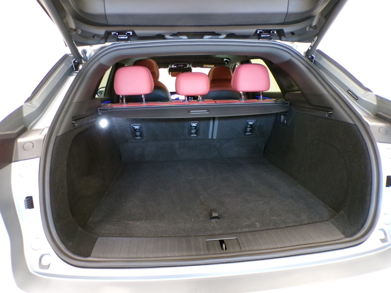 Omoda  Omoda 9 1.5 tgdi phev i-awd - 9