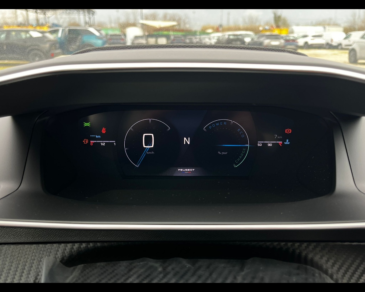 Foto PEUGEOT 208 1.2 hybrid GT 136cv e-dcs 6