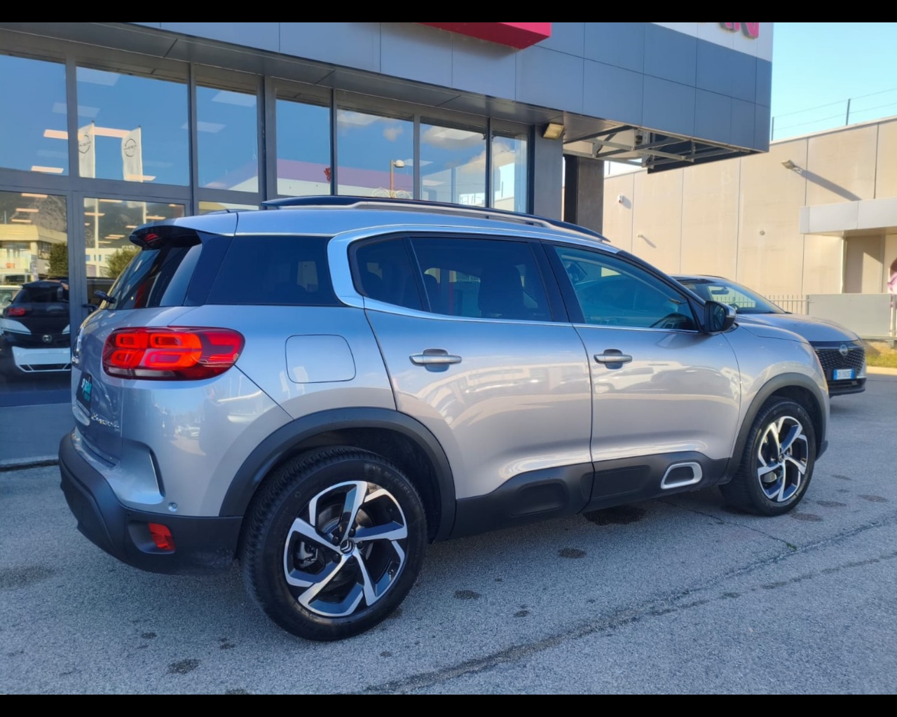 Foto CITROEN C5 Aircross 1.5 bluehdi Shine s&s 130cv eat8