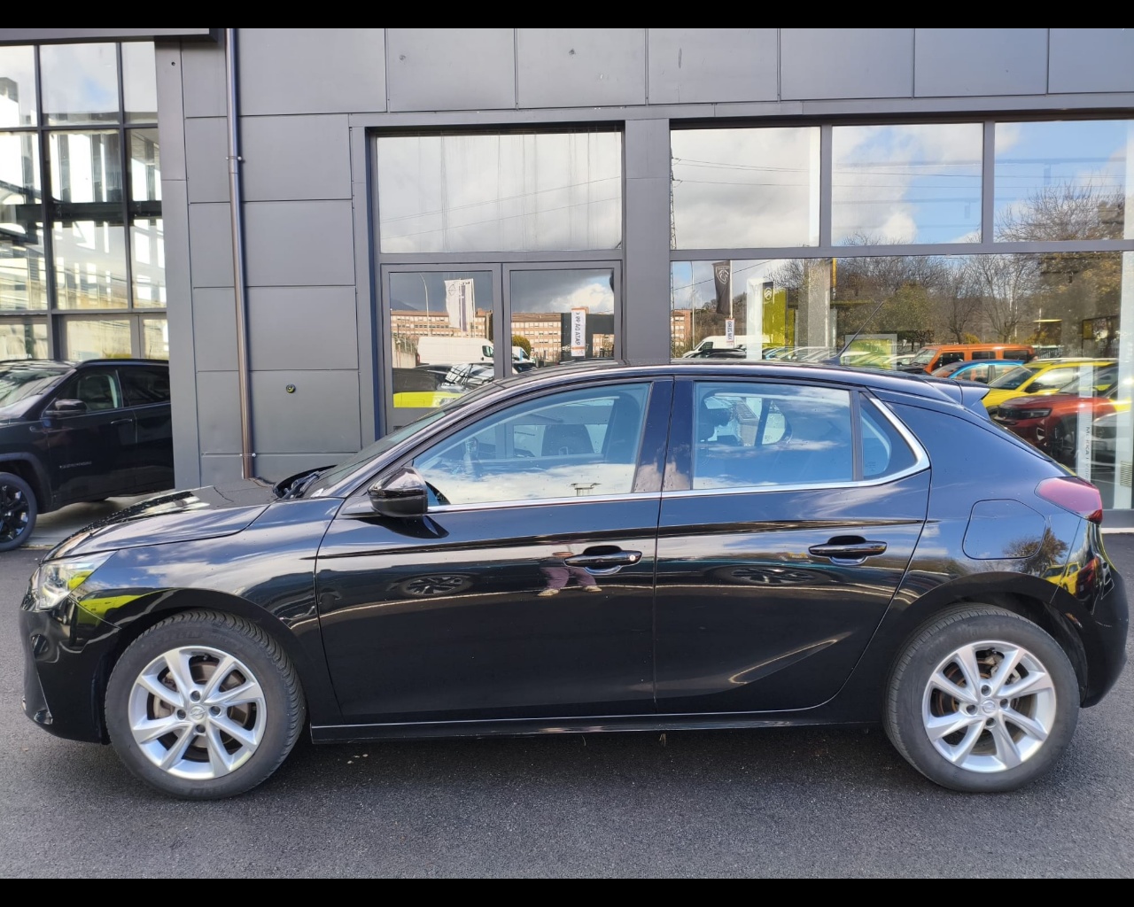 Foto OPEL Corsa 1.5 Elegance s&s 100cv