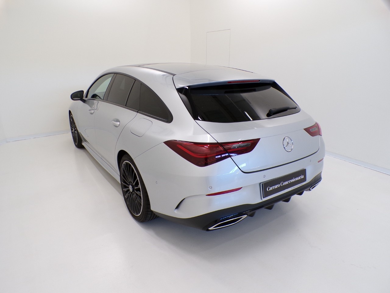 Mercedes  CLA Shooting Brake 200 D AMG Line Advanced Plus 8G-DCT - 8