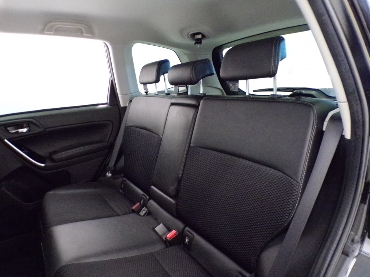 Subaru Forester Forester 2.0 d Sport Unlimited CVT Lineartronic - 15