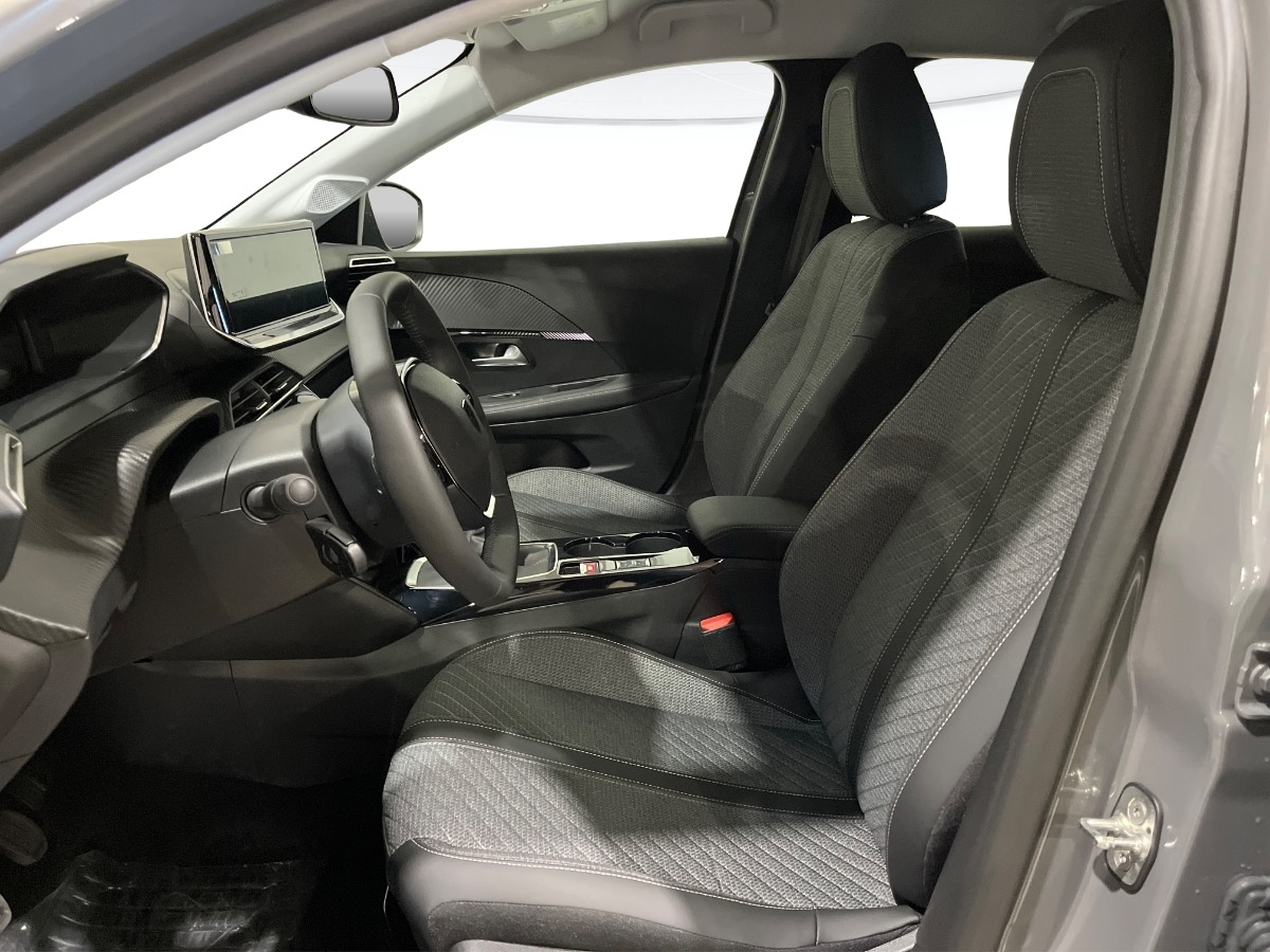 Peugeot 208 Nuovo Benzina 208 Verona