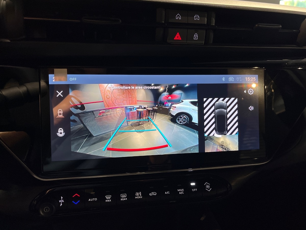 Alfa Romeo Junior Nuovo Ibrido benzina Junior Rovigo