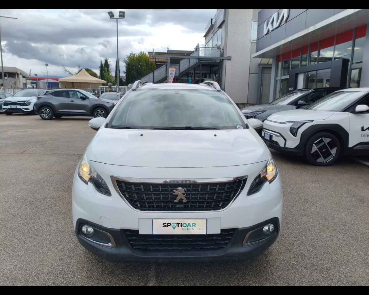 Foto PEUGEOT 2008 1.6 bluehdi Active 100cv 