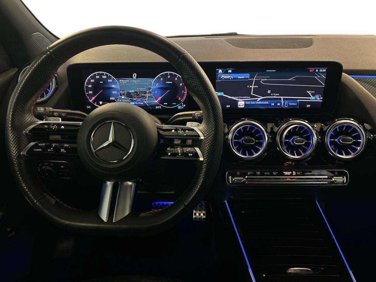 Mercedes  GLA 250 AMG Line Premium 4Matic 8G-DCT - 11