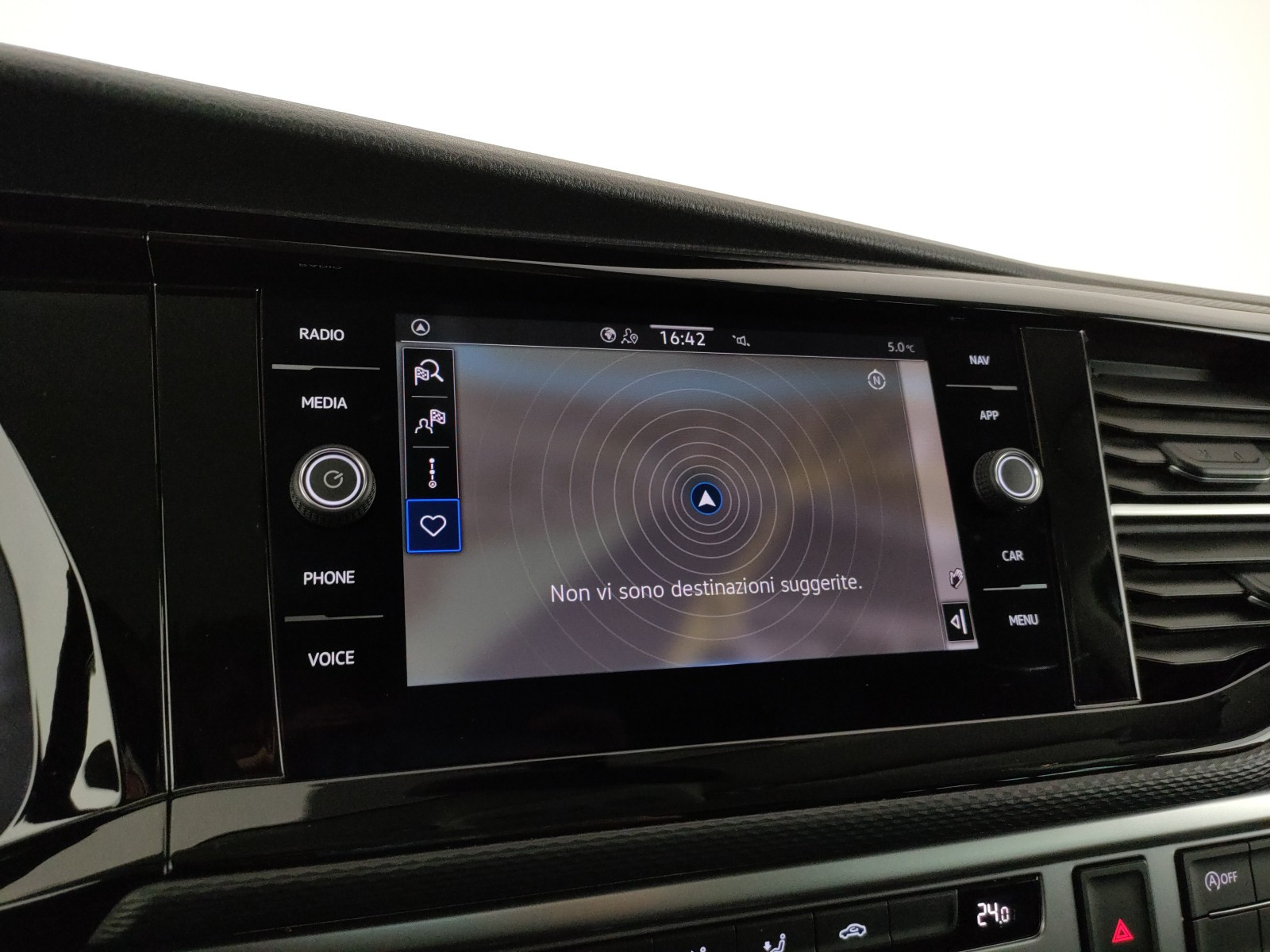 Volkswagen T6.1 Caravelle 30 Usato 2023 T6.1 Caravelle 30 Legnago