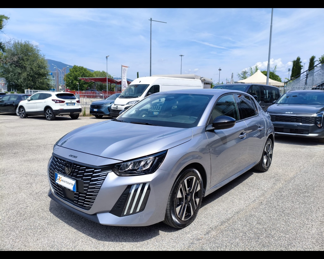 PEUGEOT 208 1.2 puretech Allure s&s 100cv Usata