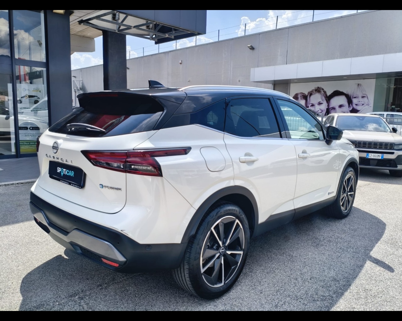 Foto NISSAN Qashqai 1.5 e-power Tekna 2wd