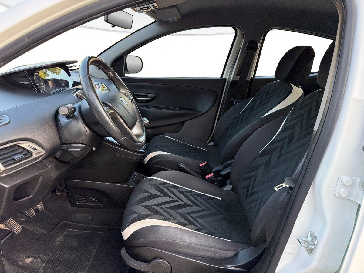 Lancia Ypsilon Usato 2018 Ypsilon Mestre