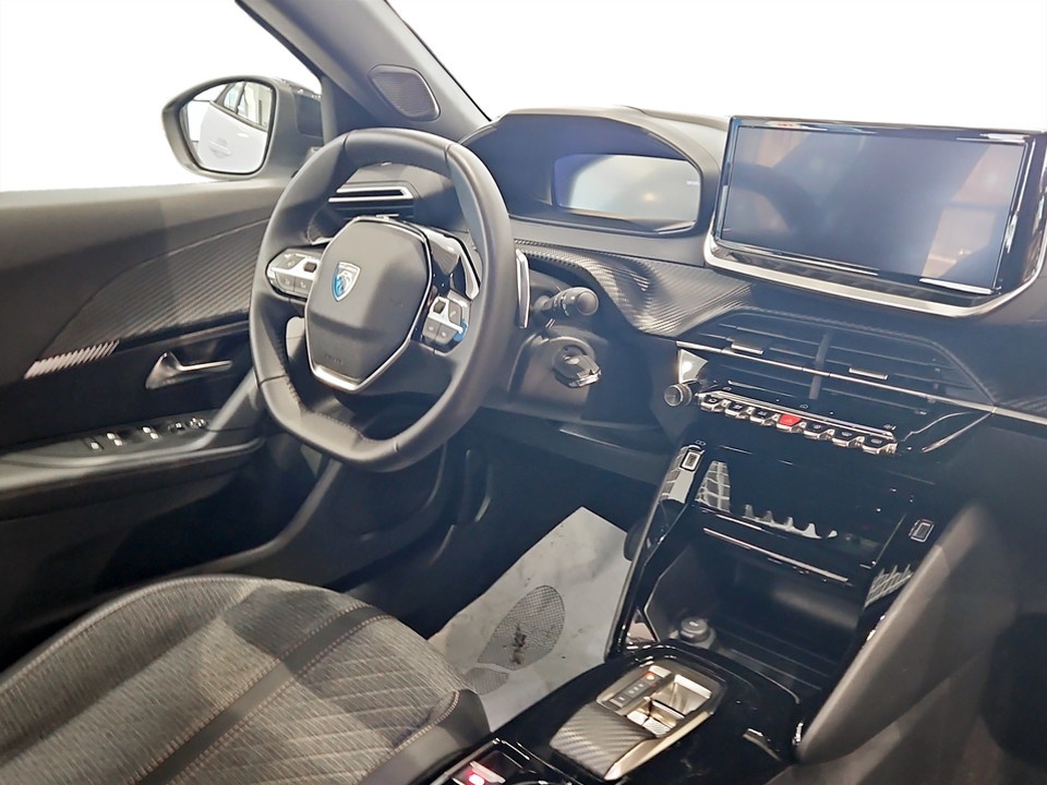 PEUGEOT 2008 1.5 bluehdi Allure s&s 130cv eat8 Diesel usato - 12