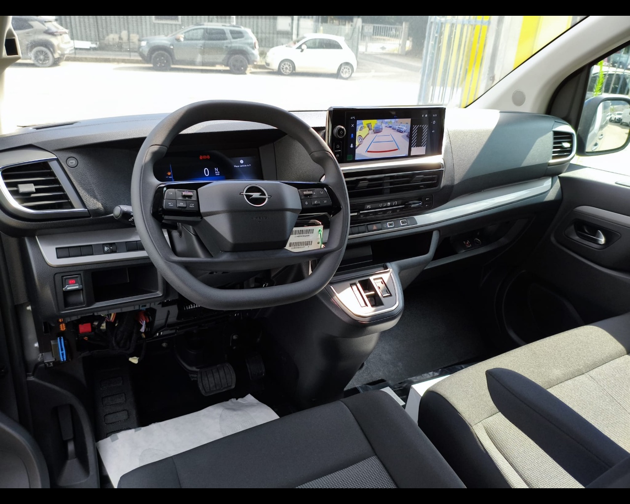 Foto OPEL Zafira Business Edition 2.2 180cv S&S EAT8 Passo Medio