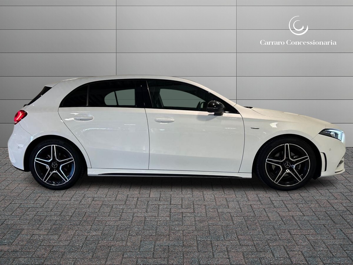 Mercedes Classe A Classe A 180 D Premium Night edition 8G-DCT - 5