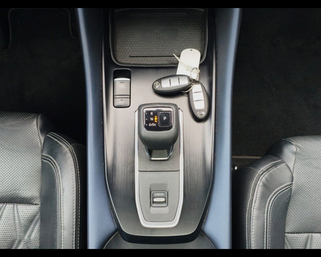 Foto NISSAN Qashqai 1.3 mhev Tekna+ 2wd 158cv xtronic