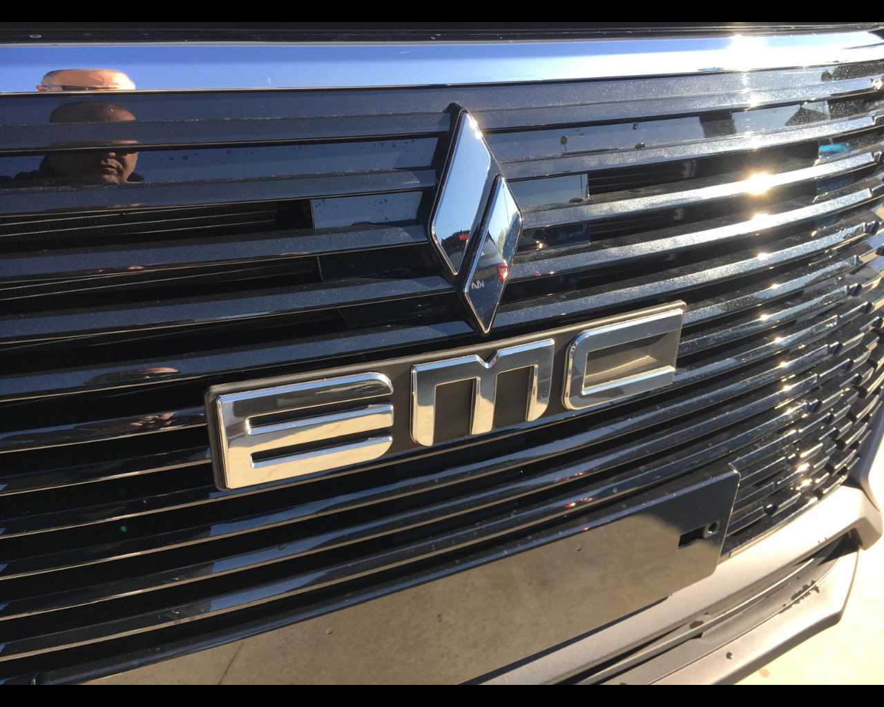 Emc Sette Nuovo Benzina Sette Mestre