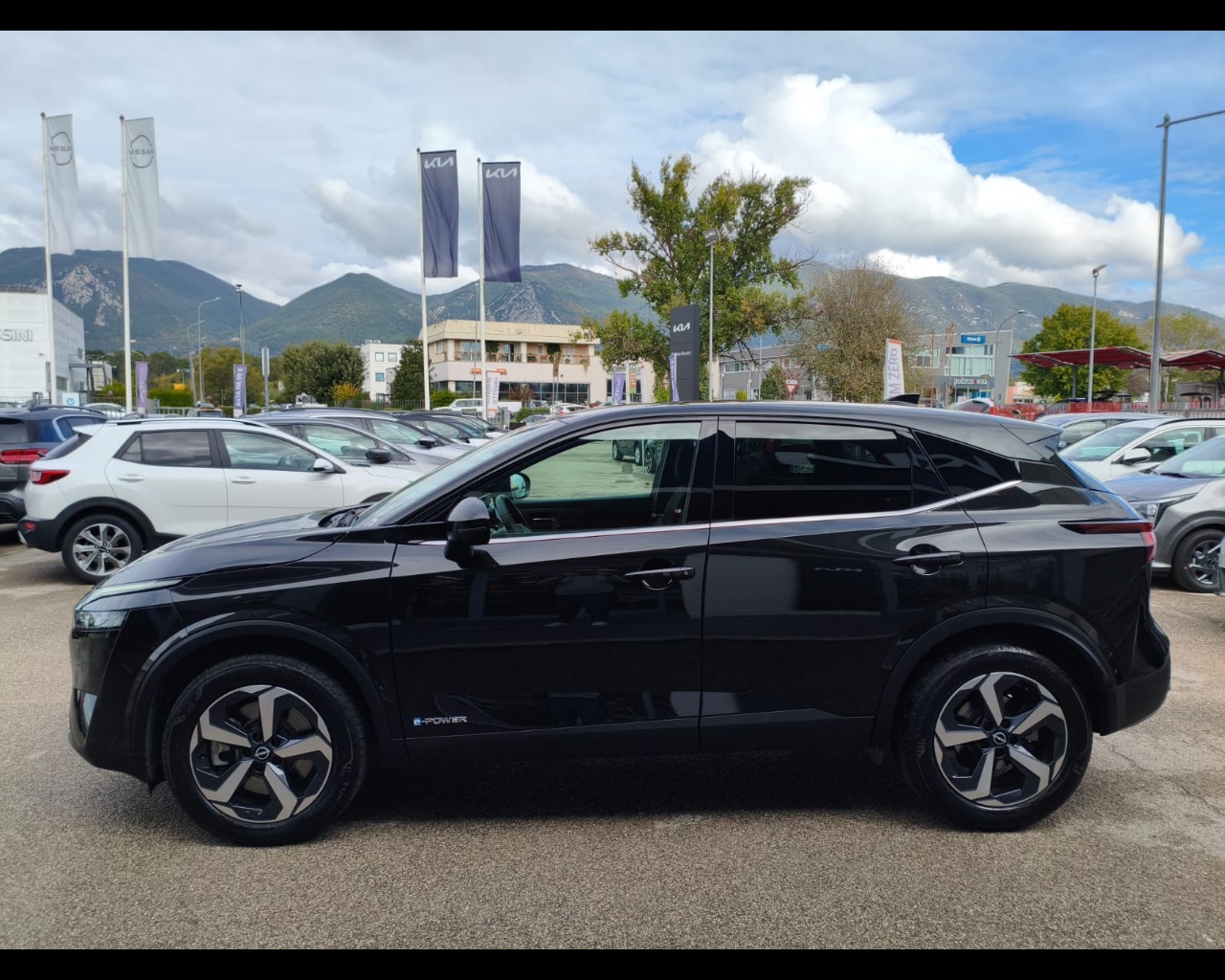 Foto NISSAN Qashqai 1.5 e-power N-Connecta 2wd