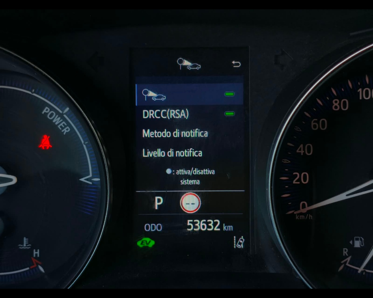 Foto TOYOTA C-HR 1.8h Trend e-cvt