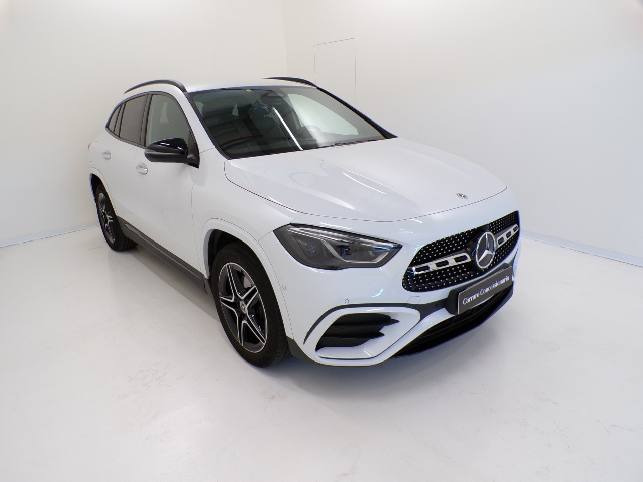 Mercedes  GLA 250 e Plug-In-Hybrid AMG Line Advanced Plus 8G-DCT - 3